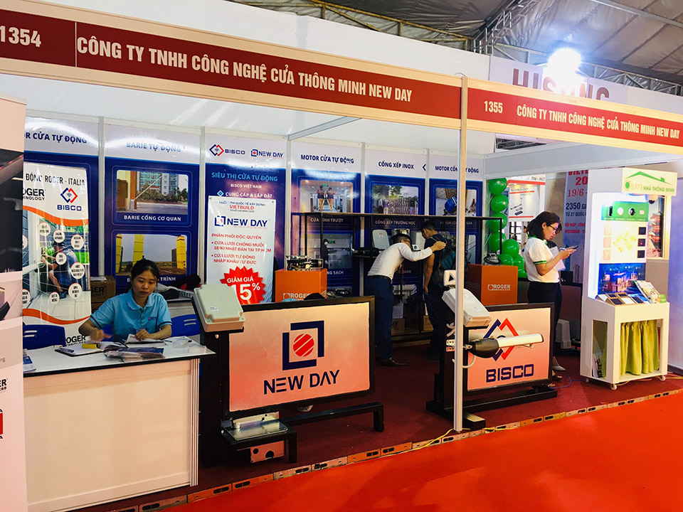 sản phẩm thiết bị trưng bày Bisco Việt Nam