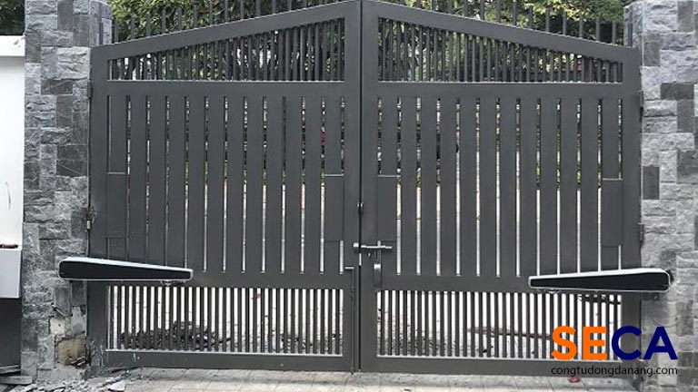 Thiết kế của cổng tự động tay đòn khá đẹp