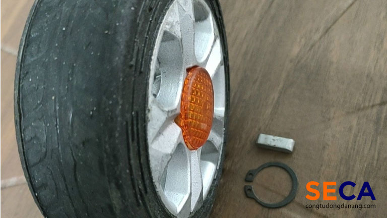 Bánh xe bị mài mòn khi sử dụng lâu ngày