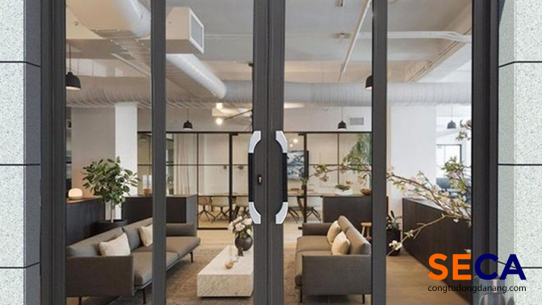 Cửa trượt quay trong công trình nhà ở