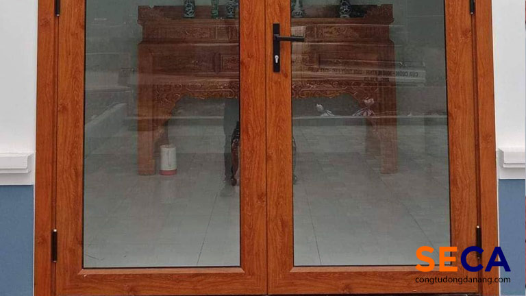 Cửa trượt 2 cánh có vân gỗ