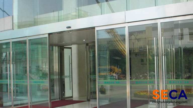 Mắt thần cho cửa kính tự động