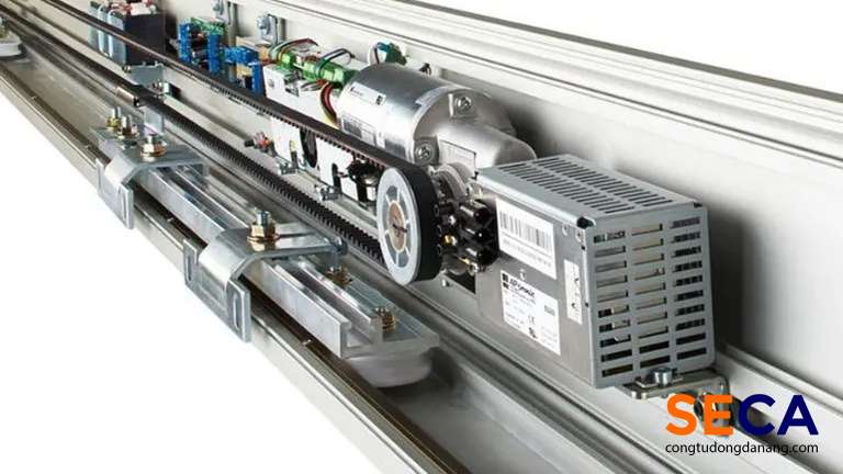 Bộ điều khiển là trung tâm điều phối chính